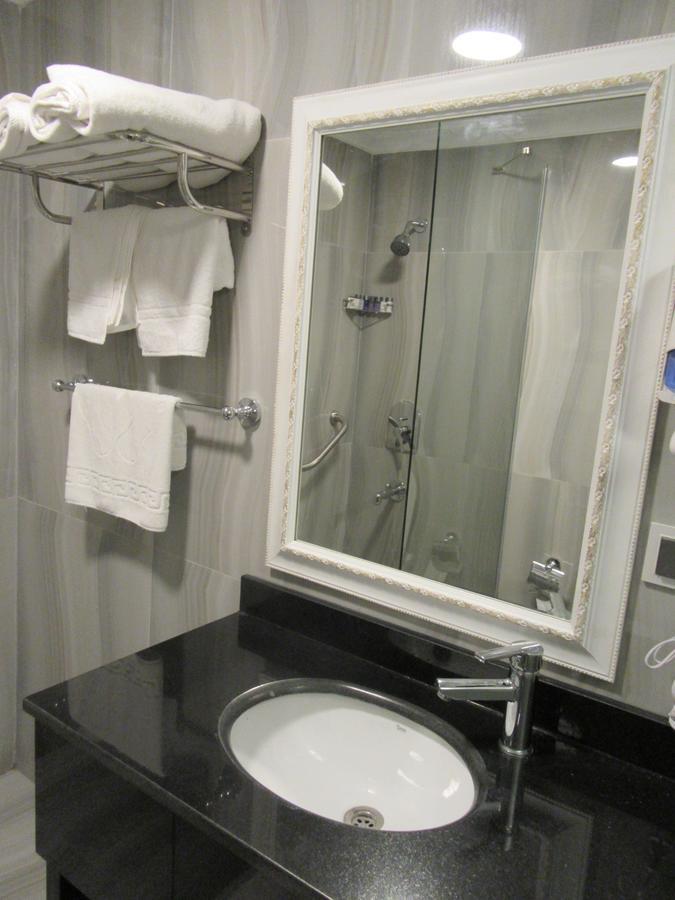 Trilye Kaplan Hotel Mudanya Buitenkant foto