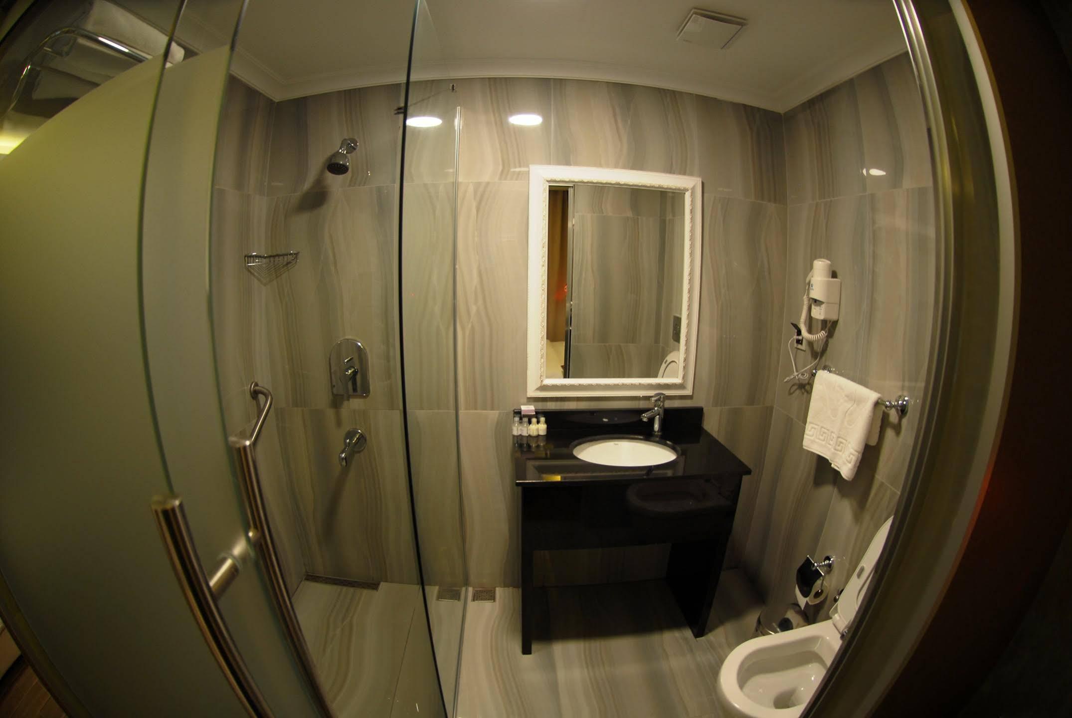 Trilye Kaplan Hotel Mudanya Buitenkant foto