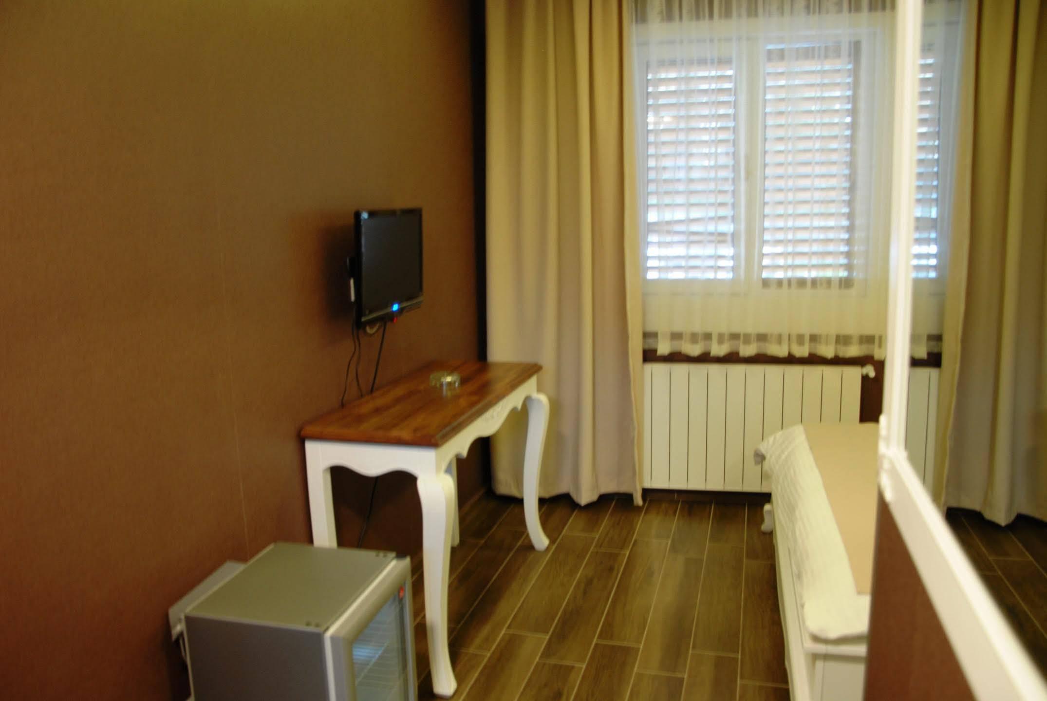 Trilye Kaplan Hotel Mudanya Buitenkant foto
